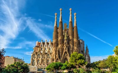 The Unique Architectural Style of the Sagrada Familia